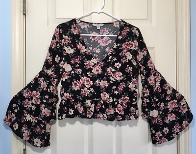 American Eagle Women Whimsy Black Floral Croped 3 Layer Bell Sleeve Gothic Sz XS