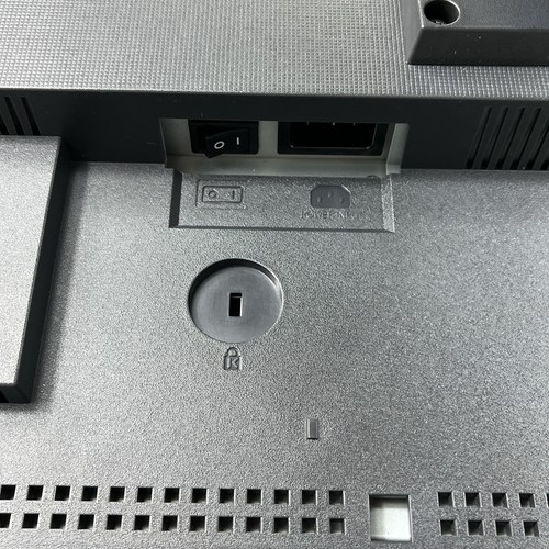 Eizo ColorEdge CG243W 24 Inch DVI-D Displayport 1920 x 1200 Monitor With Stand - Picture 6 of 15