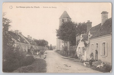 Vintage Postcard La Rouge près Le Theil Entrée du Bourg Village Street Scene
