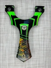 Custom Handmade. Hunting Slingshot. OTT. 100mm. Enzo Clips. UV