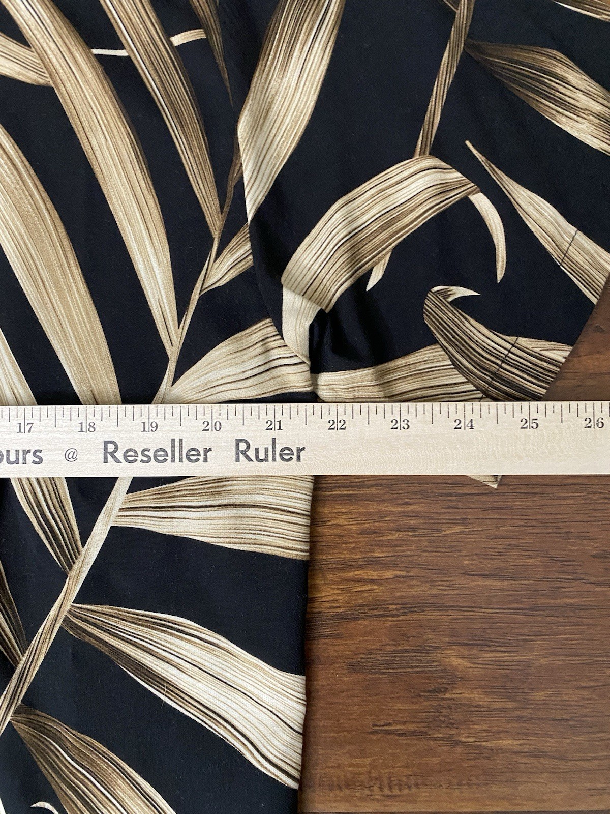 Paradise Found Mens Hawaiian Pocket Shirt 100% Rayon Tropical Leaves Size S