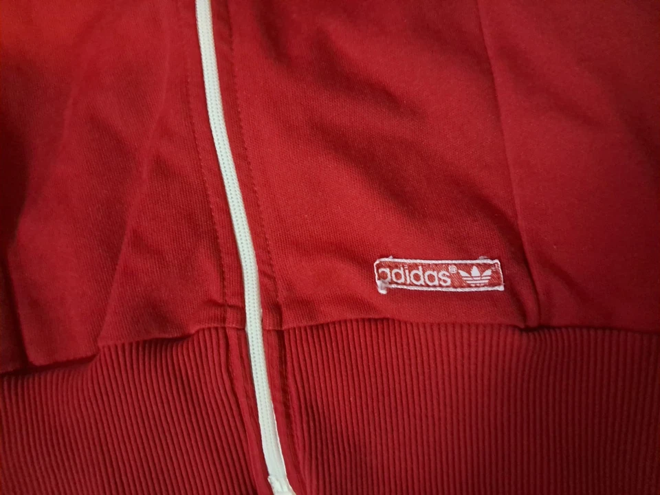 ADIDAS VERY RARE    VINTAGE  RETRO   RED  TRACKSUITE VERY NICE CONDITION! - Image 3 of 4