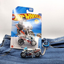Hot Wheels Honda VFR750R (RC30) 1:64 Diecast Motorcycle 2025 NIB Plus Keychain