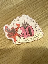 TDR Tokyo Disney Resort 40th Minnie Mouse Pink Dream Go Round Disney Pin