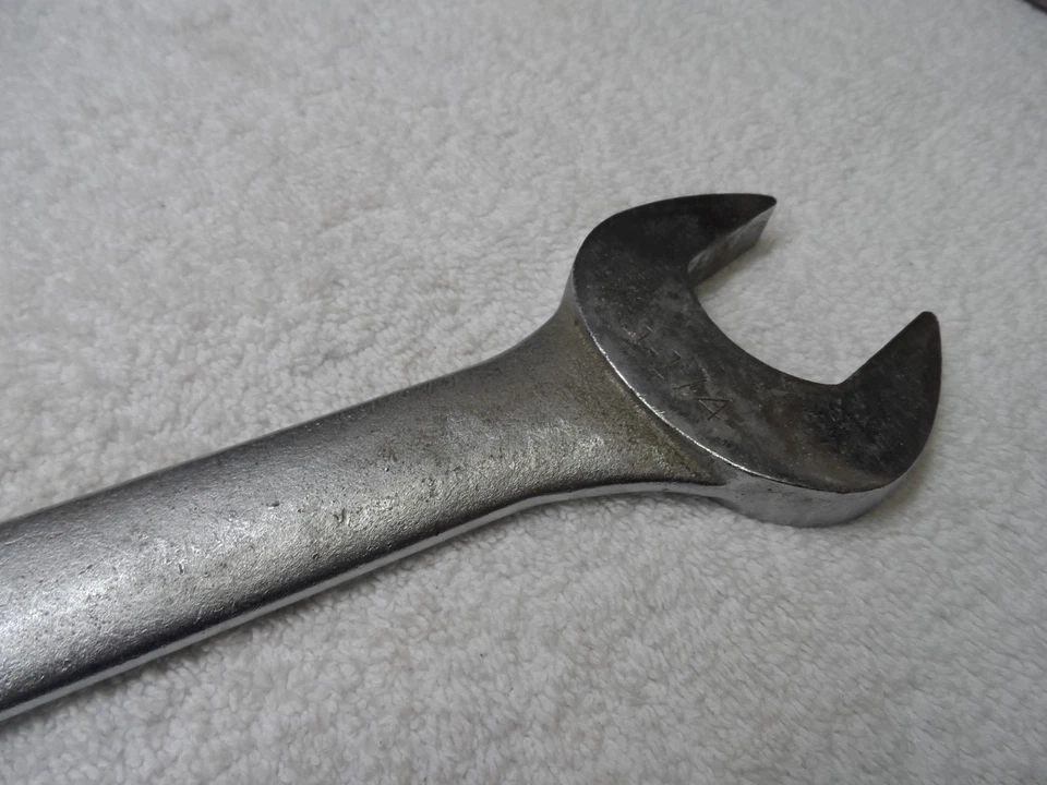 Craftsman SAE Satin Combination Wrench, 12pt USA, 1-1/4" PN 44708 (-V- used) - Image 4 of 4