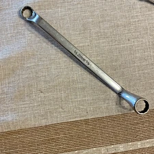 Snap on XO2022, 5/8" x 11/16", Deep Offset Box Wrench, 10” 12 Point.