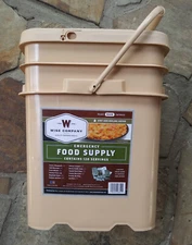 Wise Co. Freeze Dried Emergency Entree Food Supply – 120 Servings