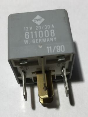 SWF 611008 Relais 12V 20/30A relay le relais il relè el relé 	przeka?nik