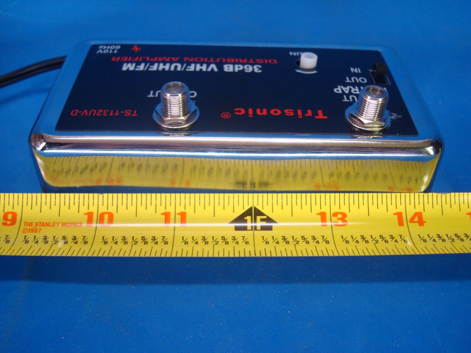 36DB CABLE TV ANTENNA INLINE BOOSTER COAX SIGNAL AMPLIFIER WITH GAIN