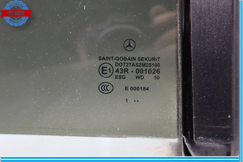 12-18 Mercedes W218 CLS550 CLS63 Cuarto de cristal trasero derecho OEM Foto 4 de 4