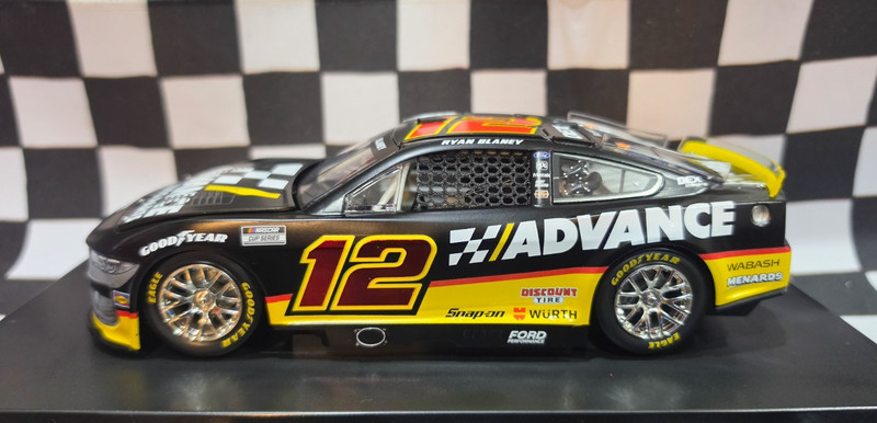 Lionel Racing 2026 Ryan Blaney #12 Advance Auto Parts Promo Mustang 1:24 LE 
