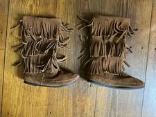 Minnetonka Moccasin 1632 Brown Suede 3 Layer Fringe Calf High Boots Womens Sz 8