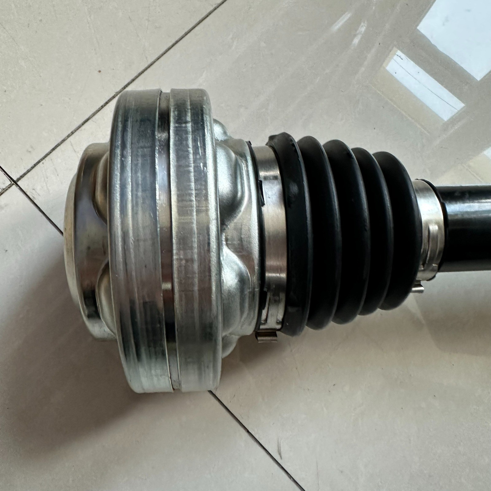 Lamborghini Huracan 2020-2022 Rear Right Axle shaft P/N 4S0501204B