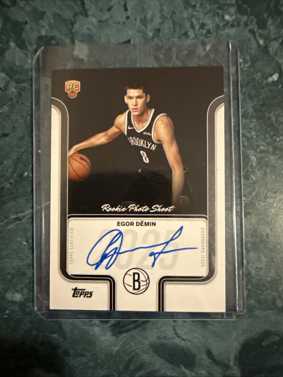 Egor Demin 2025-25 Topps Flagship Rookie Photo Shoot On Card Autograph