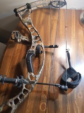 Hoyt Archery MAXXIS 31 3 Cam 70lbs 4 Pin Sight Octane Rest Trufire Wrist Strap