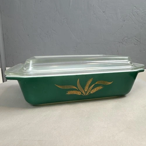 VTG Pyrex Green Wheat Space Saver 575-B Casserole Dish w/ Lid 2 Qt MCM 60s