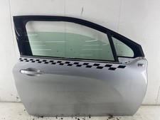 Porte avant et accessoires Peugeot 208