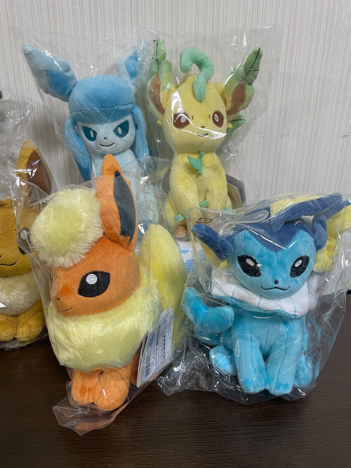 13 Sexta do Colecionador - Coleção Eeveelution Poncho, PokéDolls e Pelúcias!