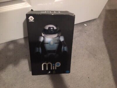 wowwee 825 mip robot