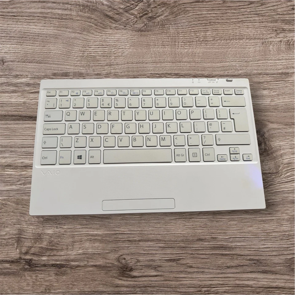 SONY VAIO Tap 11 SVT112 Bluetooth Wireless ENGLISH Replacement Keyboard - Image 2 of 4