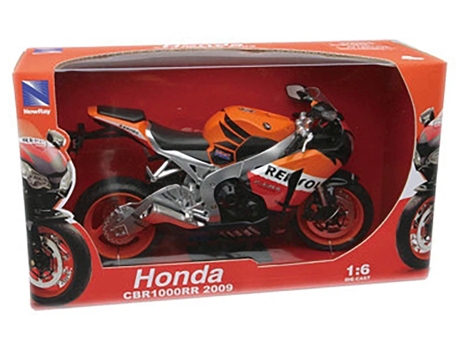 2009 Honda CBR1000RR Repsol 1/6 Diecast Motorcycle Model - New Ray - Image 3 of 4