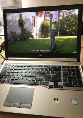Fujitsu H760 Workstation 15,6'' | 16GB RAM | 256 SSD | i7 Quadcore | Nvidia | WIN