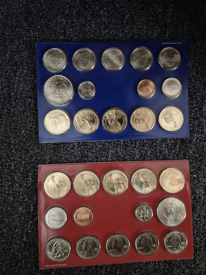 2007 Uncirculated Coin Sets Denver and Philadelphia Original Packaging - Image 2 of 2
