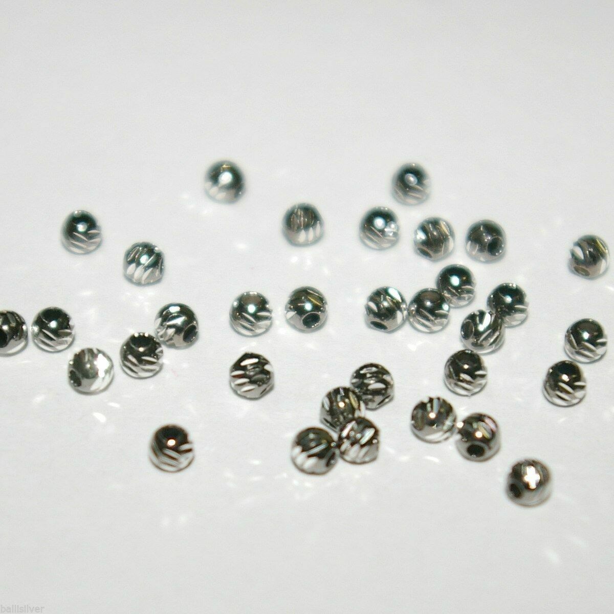 100 pièces de perles rondes de 3 mm en argent sterling 925 plaqué rhodium noir