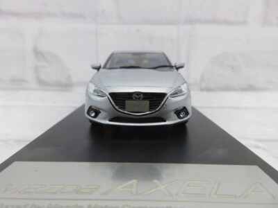 Mazda Axela ミニカー 1/43 アルミニウムメタリック ケース付き 1:43 Mazda Axela Hatchback MAZDA3 Aluminum Metallic Model