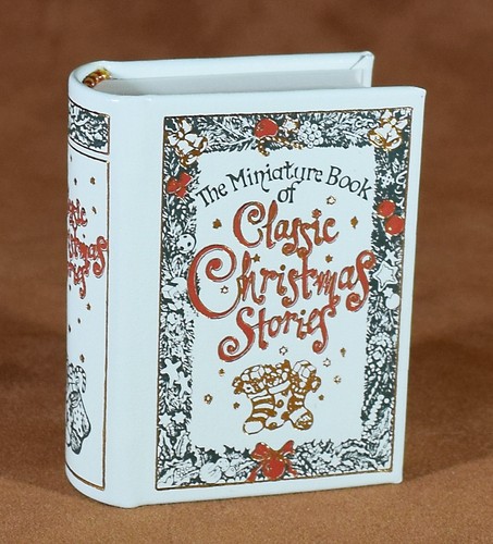 MINIATURE BOOK Classic Christmas Stories - Picture 3 of 7