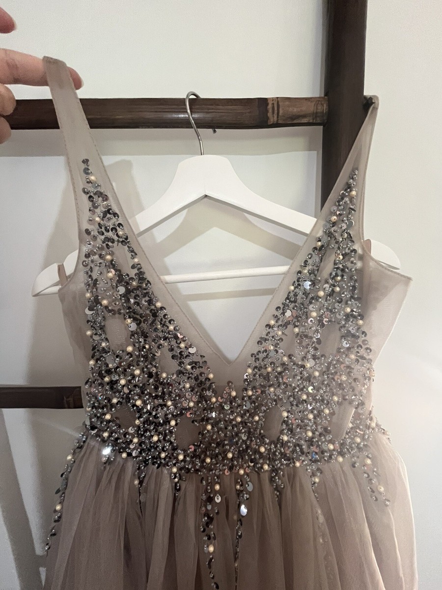 hebeos sequin dress NWT Hebeos White Formal Dress Sequin Flower Size 8