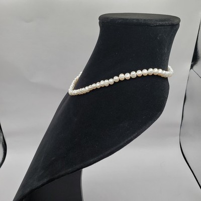 Vintage Jacmel (JCM) Cultured Pearl Necklace 14K Gold Clasp Hand