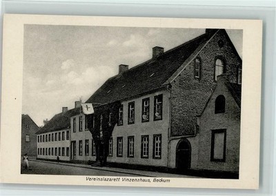 13072613 - 4720 Beckum Veeinslazarett Vinzenshaus, good condition postcard hospital