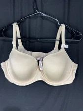 Victoria’s Secret Pink  T-shirt Lightly Lined Wear Everywhere Bra 38 C