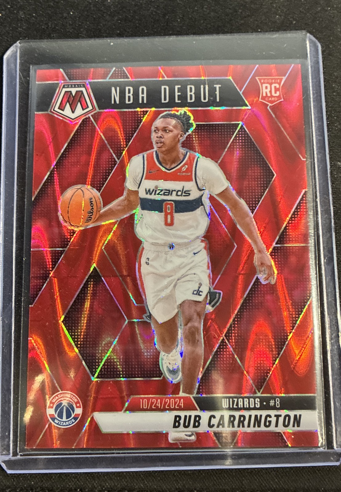 2024-25 Panini Mosaic - NBA Debut Bub Carrington Red Seismic Mosaic Prizm /299