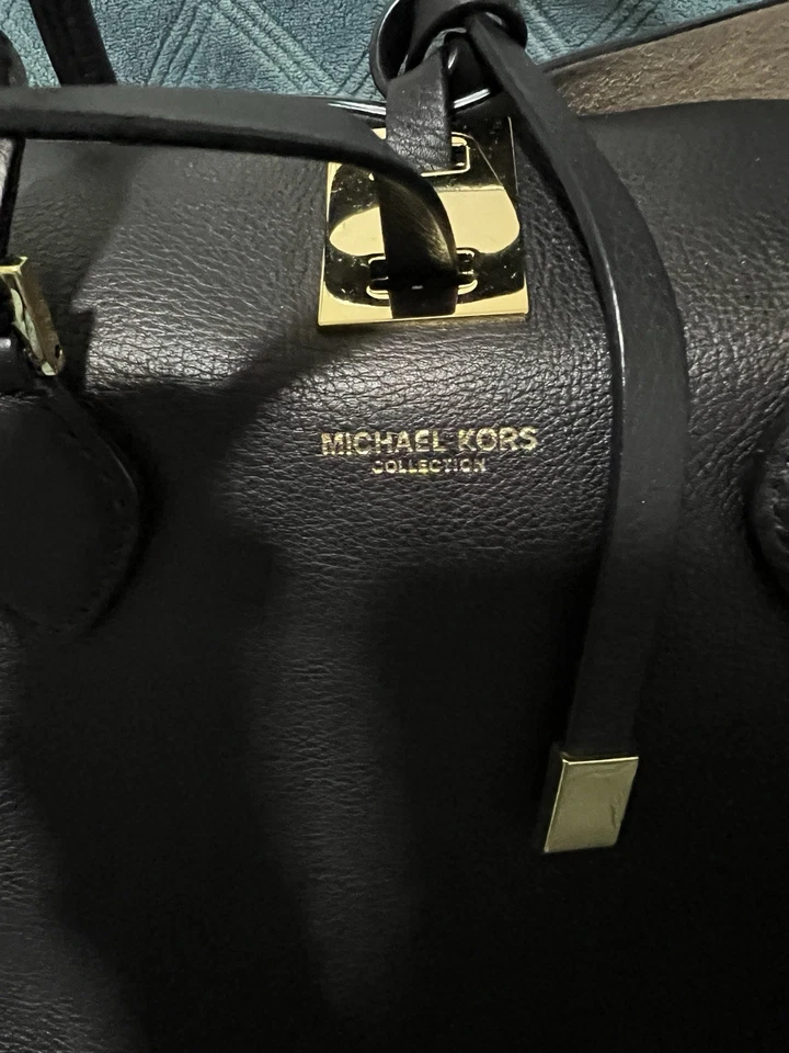 Bolsa tiracolo Michael Kors Collection Miranda couro preto - Imagem 2 de 4