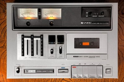 ★VICTOR STEREO CASSETTE DECK CCR-668 ♪ VICTOR STEREO CASSETTE DECK CCR-668 1973 model Vintage Working
