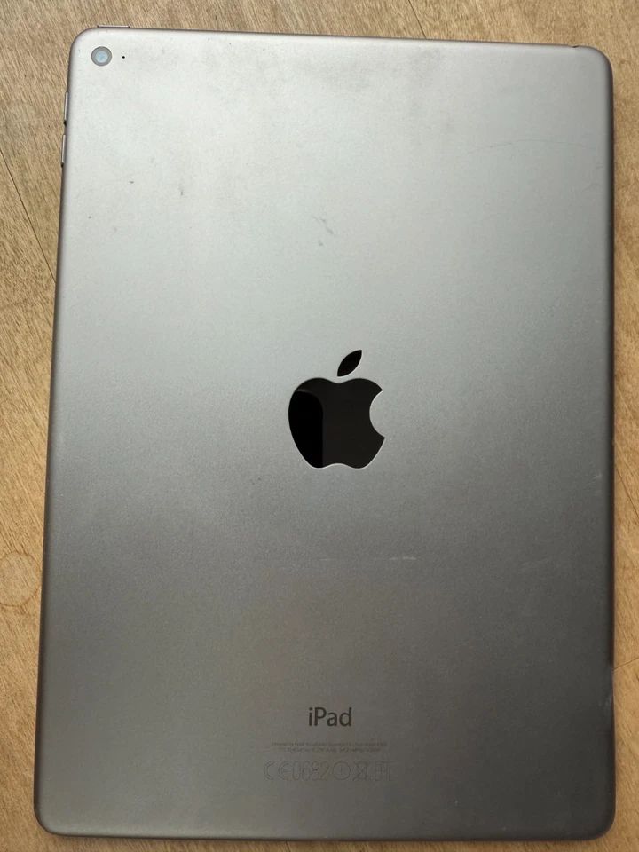 Apple iPad Air 2 – 64 GB – WLAN – Nur für Ersatzteile / defekt - Bild 2 von 4