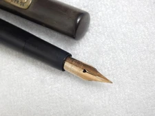LOT# 822U. VINTAGE WATERMAN 'S #12 EYEDROPPER FOUNTAIN PEN. WET NOODLE NIB, XF