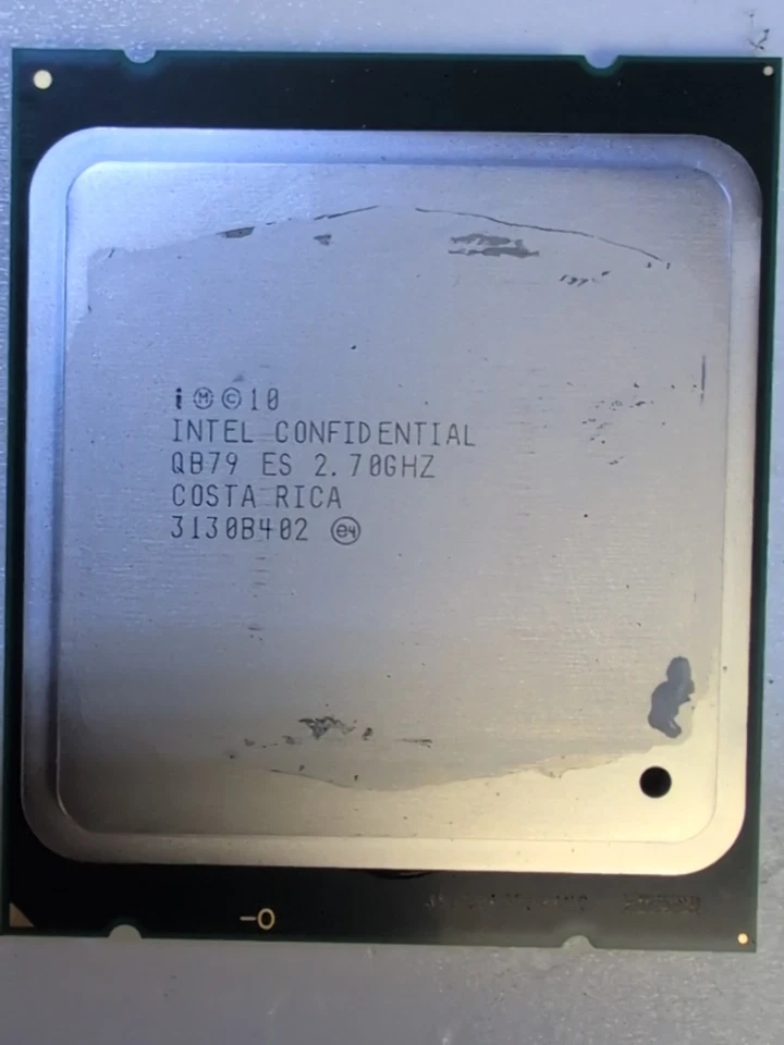 2x Intel QB79 - 2.7Ghz LGA2011 ES Xeon E5-2680 CPU - - Image 2 of 3