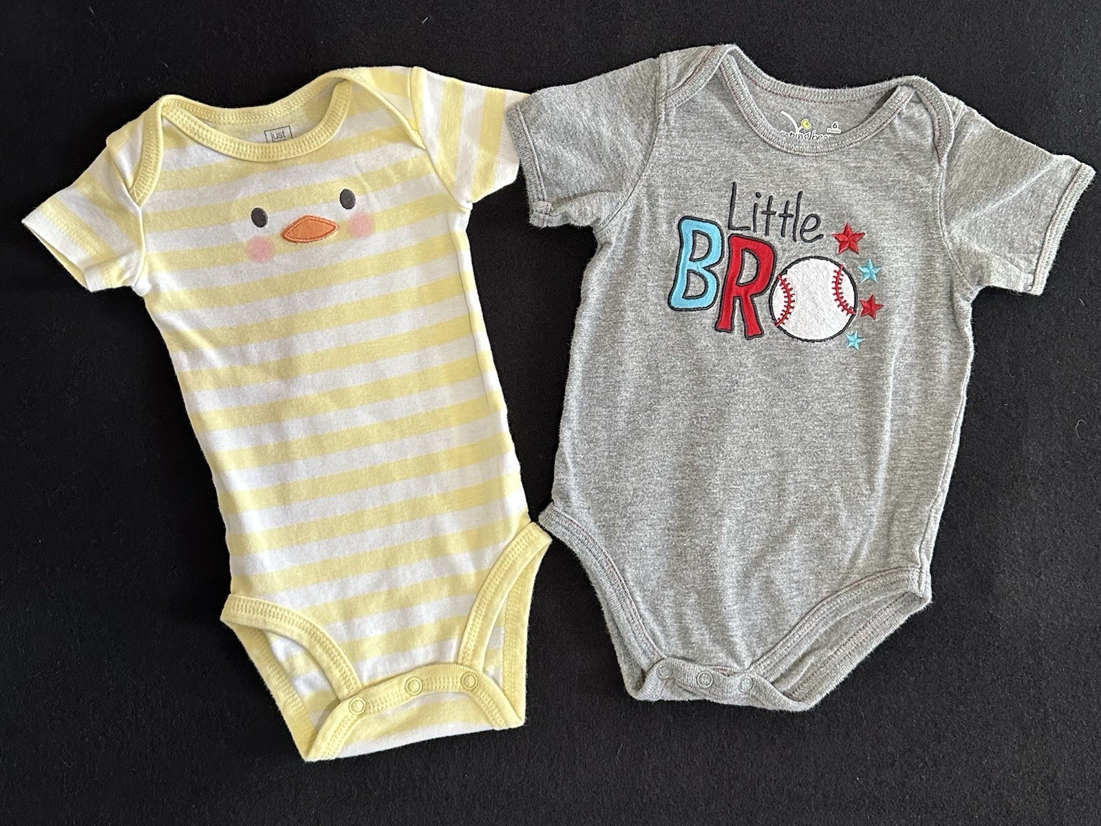 JUST ONE YOU & JUMPING BEANS LOTTO DI 2 BODY BAMBINO TAGLIA 6 MESI