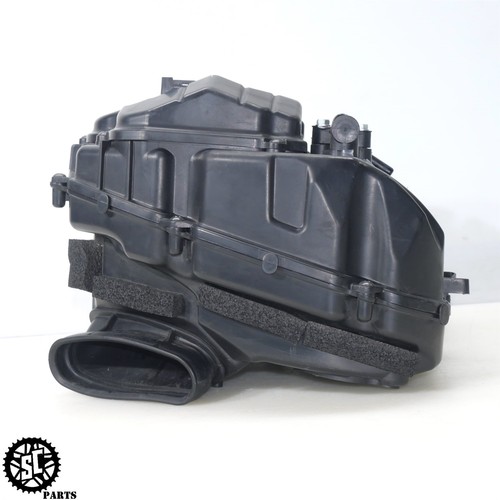12-16 HONDA CBR1000RR AIR BOX - Picture 2 of 6