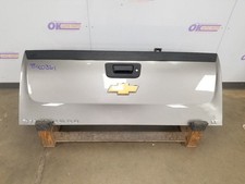 13 Chevrolet Silverado 1500 Lt 4x2 5.3l Tailgate Gray 16u 4dr With Locking Oem 13 Chevrolet Silverado 1500 Lt 4x2 5.3l Tailgate Gray 16u 4dr With Locking Oem