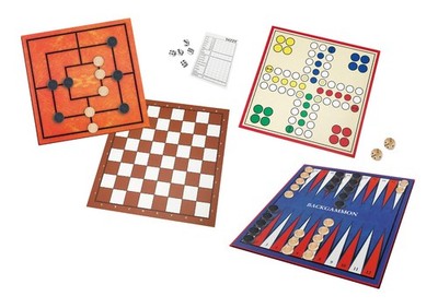 Brain Games Klassische Spiele 6 in 1 Schach Dame Muehle Backgammon Ludo Yatzy