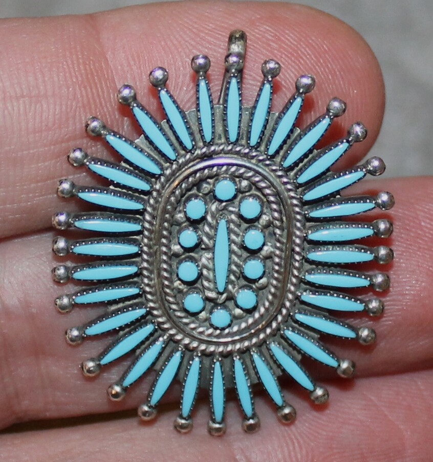 VTG ZUNI F. PABLITO SIGNED TURQUOISE STERLING SILVER NEEDLEPOINT 