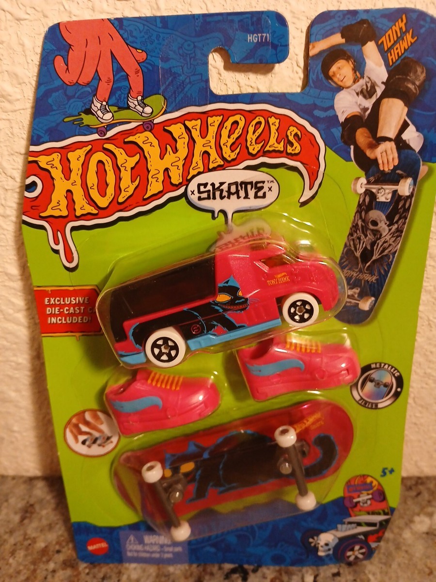 Hot Wheels Skate Van + Skateboard - Official Tony Hawk - New