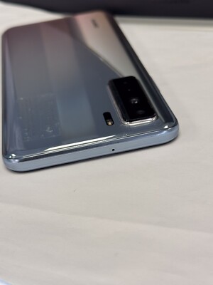 Huawei P40 Lite 5G - CDY-NX9A - 128GB 6GB RAM. Silver Dual Sim