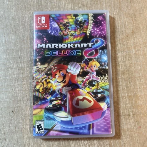 Mario Kart 8 -- Deluxe Edition (Nintendo Switch, 2017) [Physical]