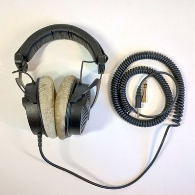 Beyerdynamic DT 990 Pro - 250 ohms - Open Back, Over Ear, Monitoring Headphones
