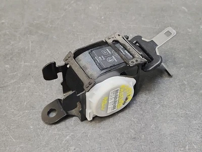 Ceinture sécurité arrière centrale Peugeot Partner II / Berlingo II - 96815097XX - Photo 1/3